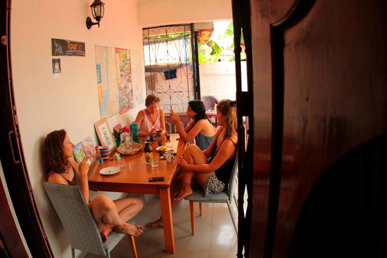 Chill Space Negombo Exterior photo